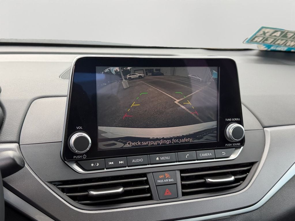 2025 Nissan Altima 2.5 SR