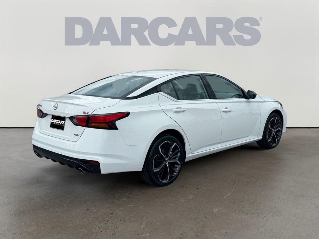 2025 Nissan Altima 2.5 SR