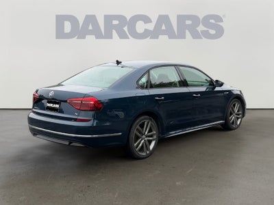 2018 Volkswagen Passat 2.0T R-Line