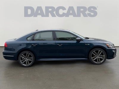 2018 Volkswagen Passat 2.0T R-Line