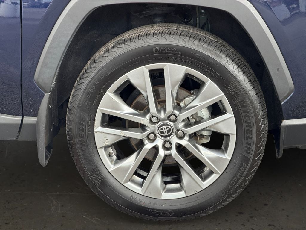 2023 Toyota RAV4 XLE Premium CLEAN CARFAX 1 OWNER