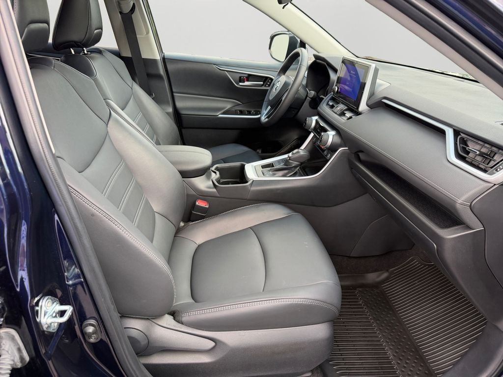 2023 Toyota RAV4 XLE Premium CLEAN CARFAX 1 OWNER
