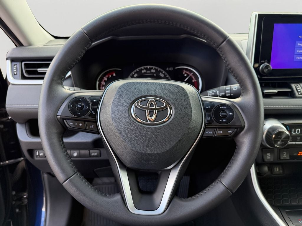 2023 Toyota RAV4 XLE Premium CLEAN CARFAX 1 OWNER