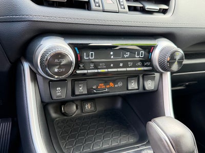 2023 Toyota RAV4 XLE Premium CLEAN CARFAX 1 OWNER
