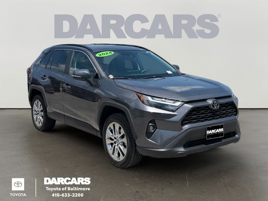 2024 Toyota RAV4 XLE Premium HEATED SEATS / POWER MOONROOF