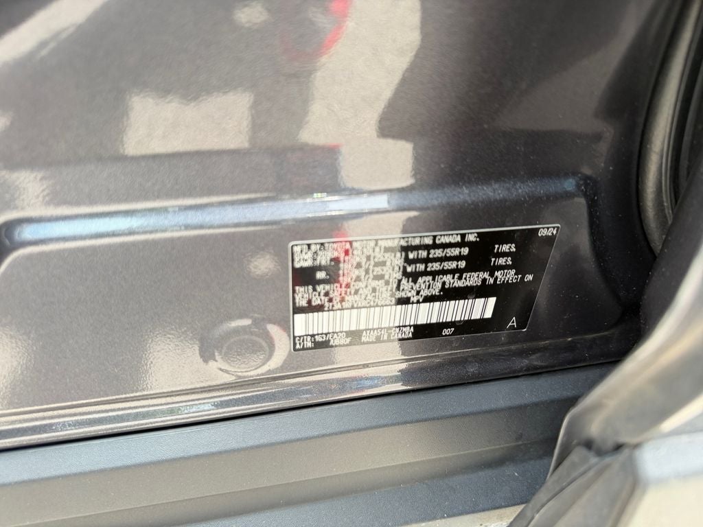 2024 Toyota RAV4 XLE Premium HEATED SEATS / POWER MOONROOF