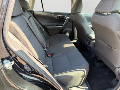 2024 Toyota RAV4 LE 1 OWNER / CLEAN CARFAX / BLIND SPOT MONITOR / HEAT