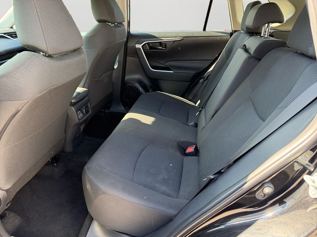 2024 Toyota RAV4 LE 1 OWNER / CLEAN CARFAX / BLIND SPOT MONITOR / HEAT