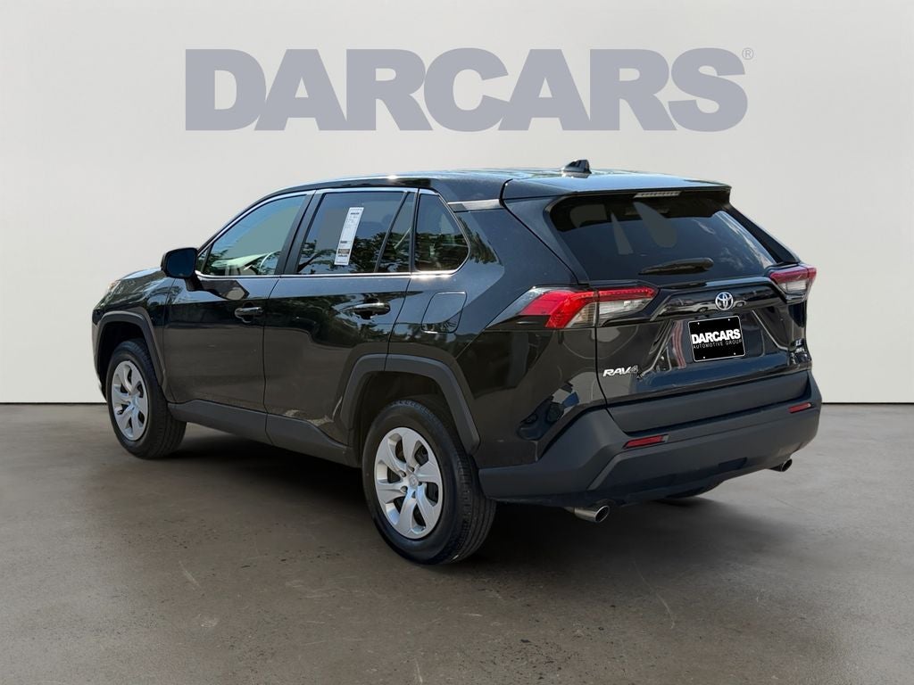 2024 Toyota RAV4 LE 1 OWNER / CLEAN CARFAX / BLIND SPOT MONITOR / HEAT