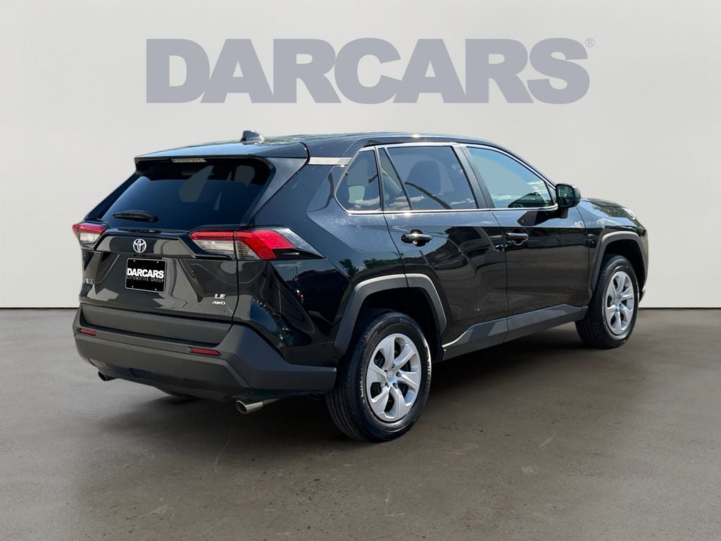 2024 Toyota RAV4 LE 1 OWNER / CLEAN CARFAX / BLIND SPOT MONITOR / HEAT