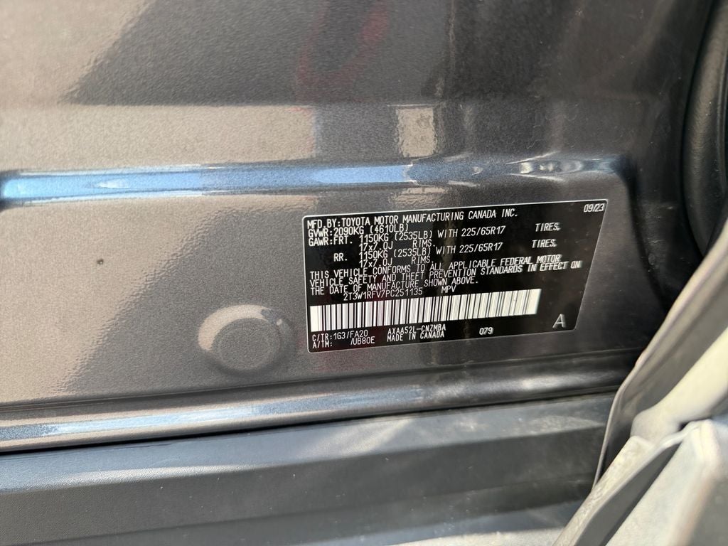 2023 Toyota RAV4 XLE