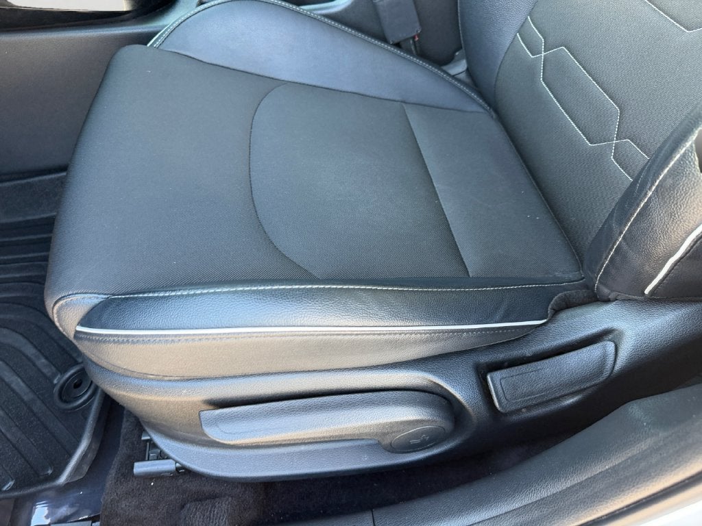 2023 Kia Forte GT-Line w/Sun Roof
