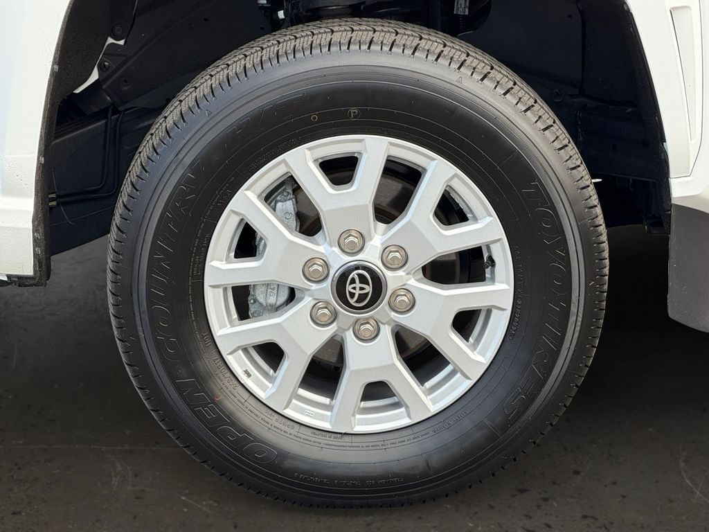 2025 Toyota Tacoma SR5