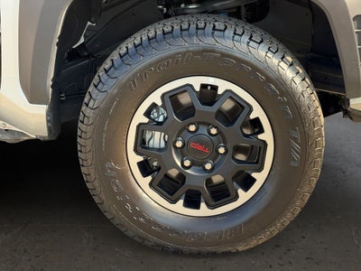 2025 Toyota Tacoma TRD Off-Road