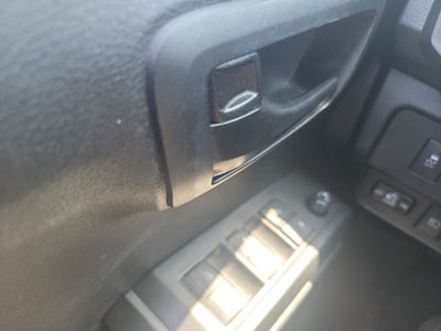 2022 Toyota Tacoma SR 1 OWNER / CLEAN CARFAX