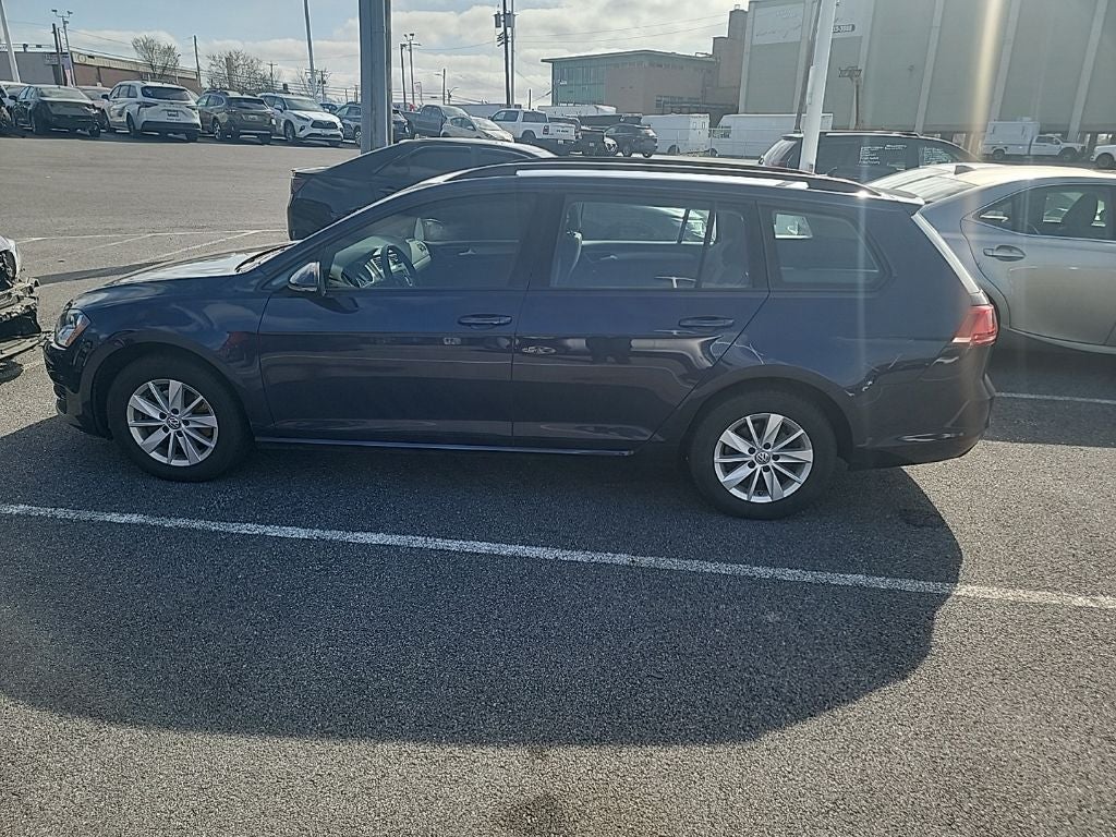 2016 Volkswagen Golf SportWagen S