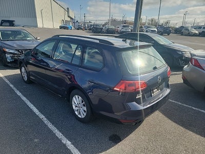2016 Volkswagen Golf SportWagen S