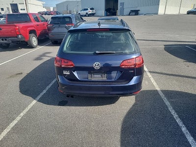 2016 Volkswagen Golf SportWagen S