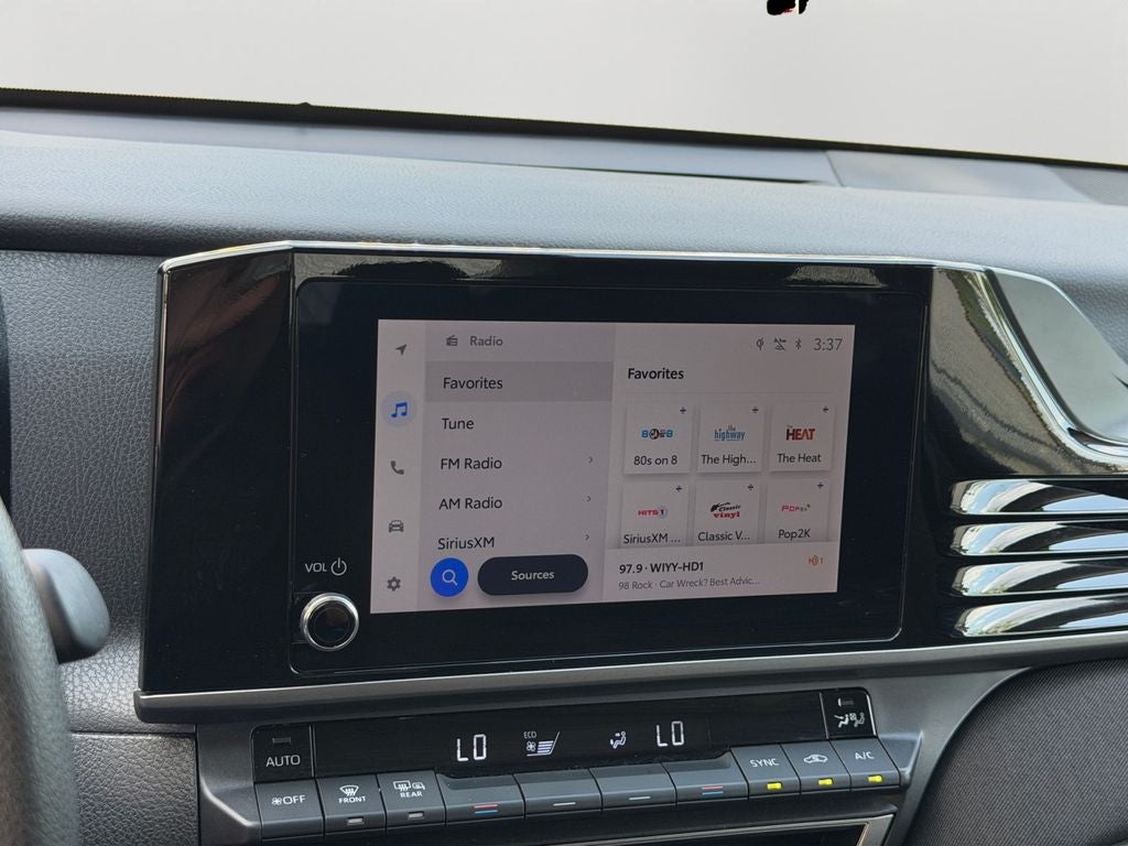 2025 Toyota Camry LE CLEAN CARFAX 1 OWNER
