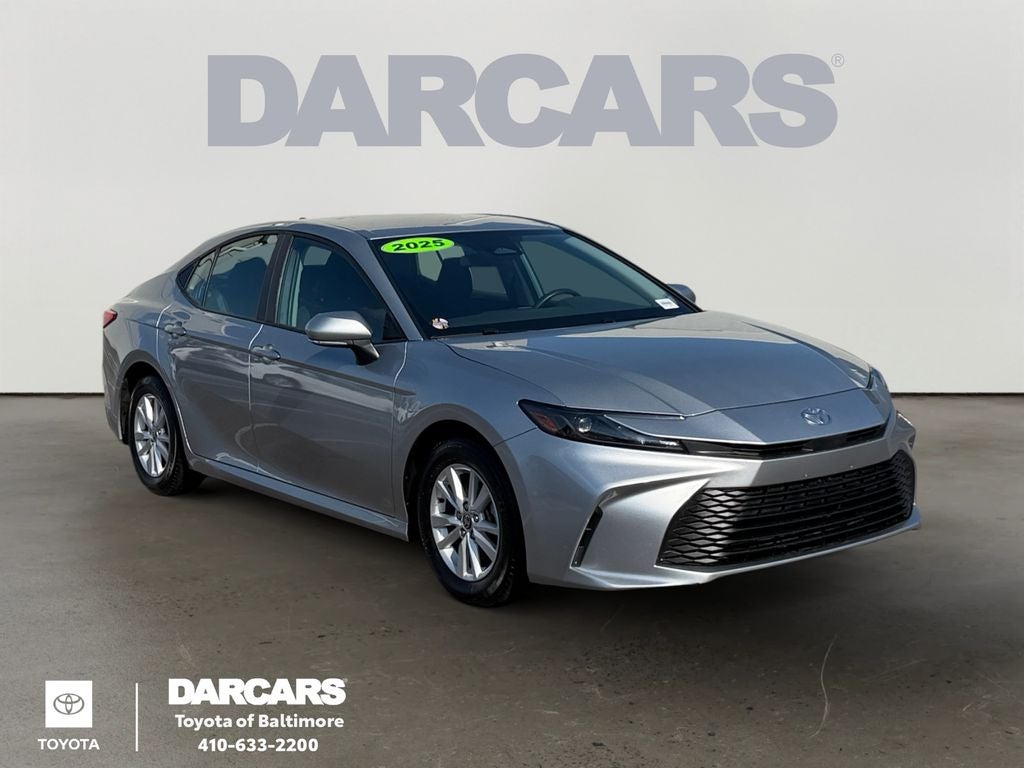 2025 Toyota Camry LE 1 OWNER / CLEAN CARFAX