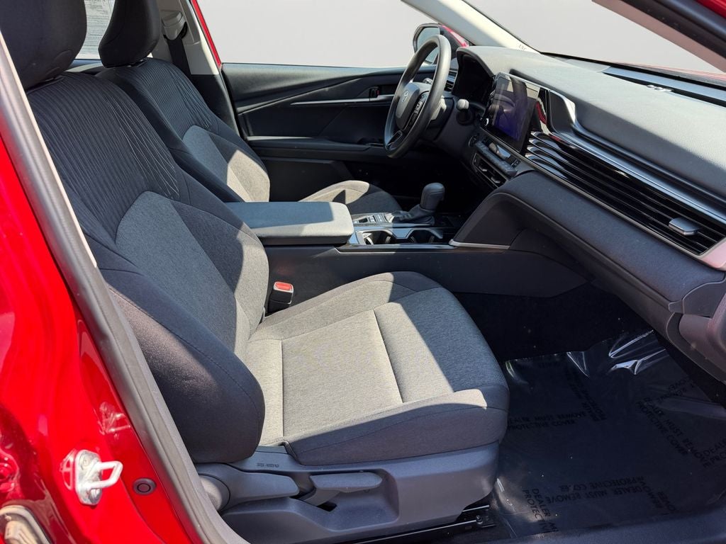2025 Toyota Camry LE CLEAN CARFAX 1 OWNER