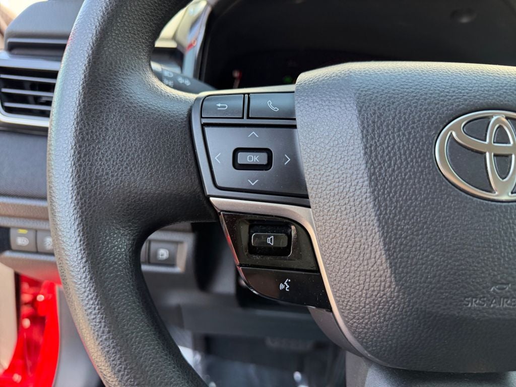2025 Toyota Camry LE CLEAN CARFAX 1 OWNER