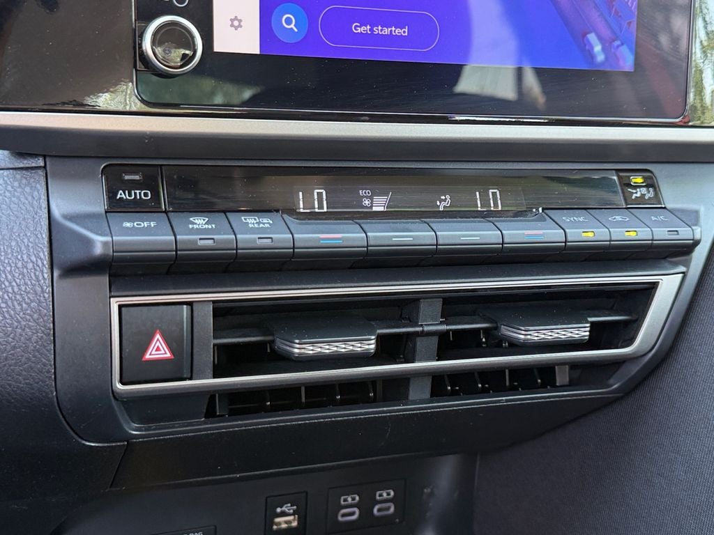 2025 Toyota Camry LE CLEAN CARFAX 1 OWNER