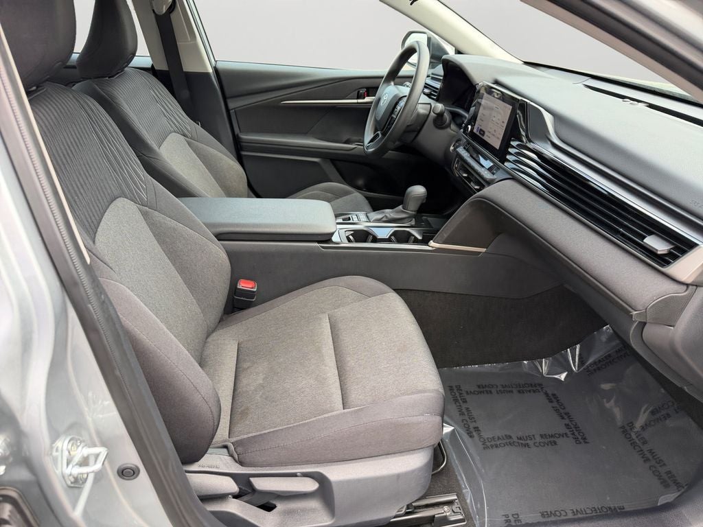 2025 Toyota Camry LE CLEAN CARFAX 1 OWNER
