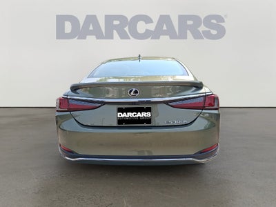 2025 Lexus ES 300h 300h