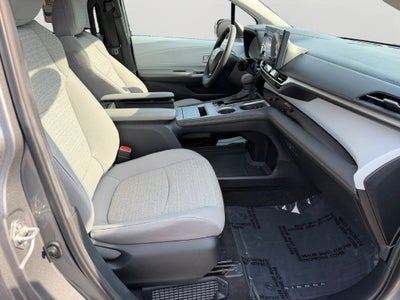2026 Toyota Sienna LE 8 Passenger