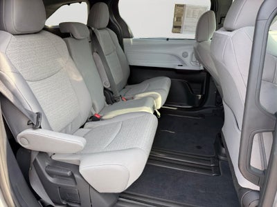 2026 Toyota Sienna LE 8 Passenger