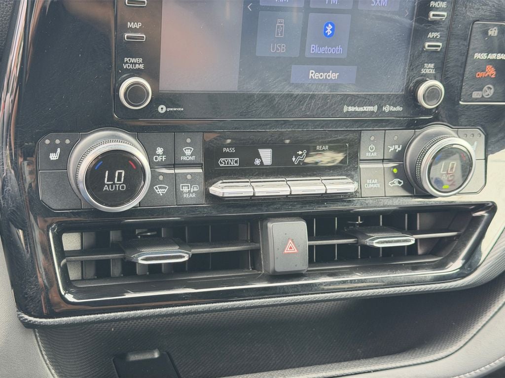 2022 Toyota Highlander XSE POWER LIFTGATE / HEATED SEATS