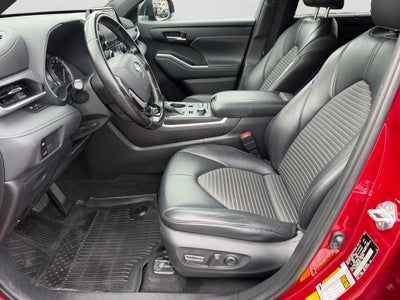 2022 Toyota Highlander XSE POWER LIFTGATE / HEATED SEATS