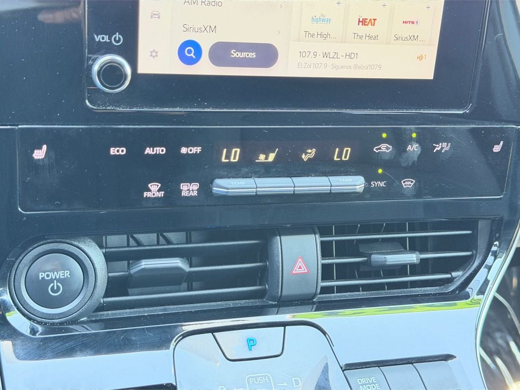 2023 Subaru Solterra Premium w/ Navigation