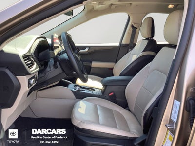 2020 Ford Escape Hybrid Titanium