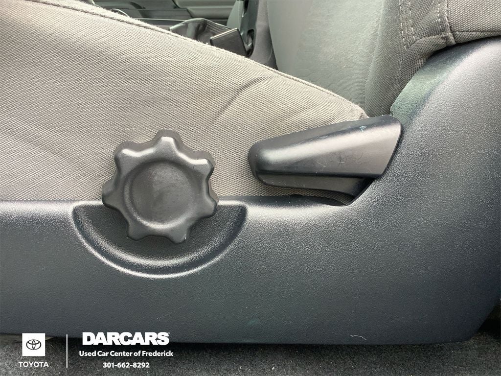 2017 Toyota Tacoma SR V6
