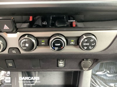 2017 Toyota Tacoma SR V6
