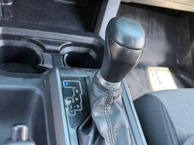 2022 Toyota Tacoma TRD Off-Road V6