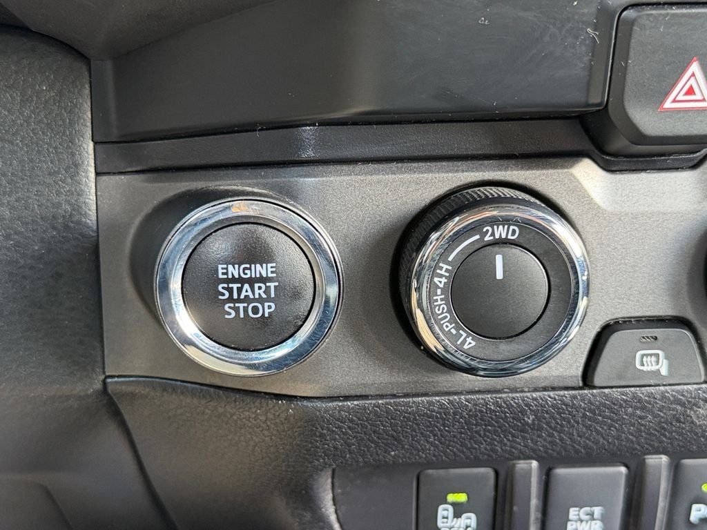 2022 Toyota Tacoma TRD Off-Road V6