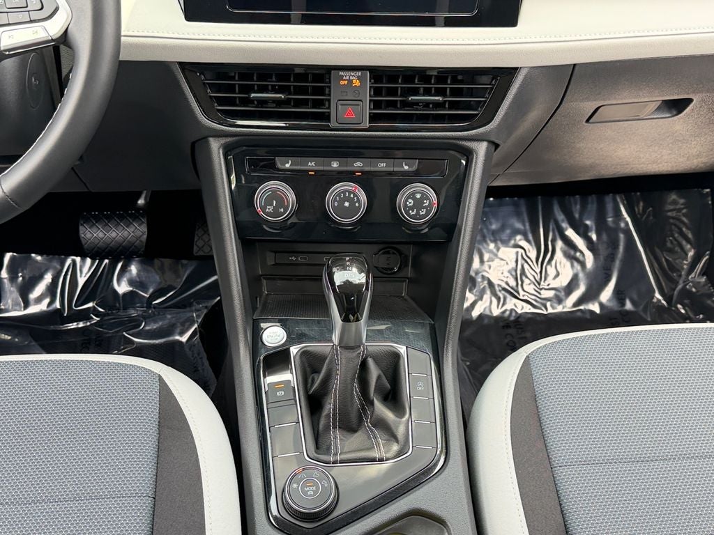 2025 Volkswagen Taos 1.5T S