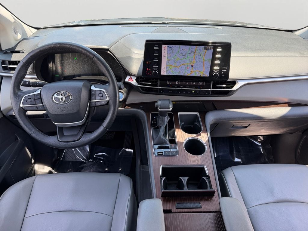 2022 Toyota Sienna XLE 7 Passenger