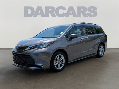 2022 Toyota Sienna XLE 7 Passenger