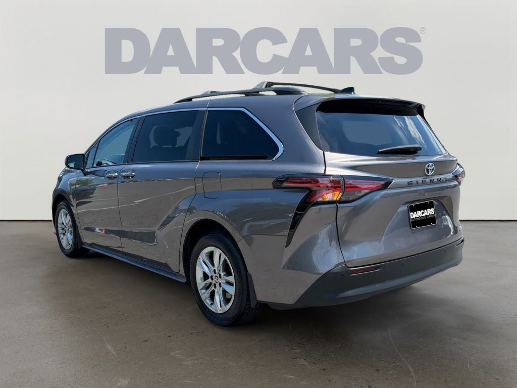 2022 Toyota Sienna XLE 7 Passenger