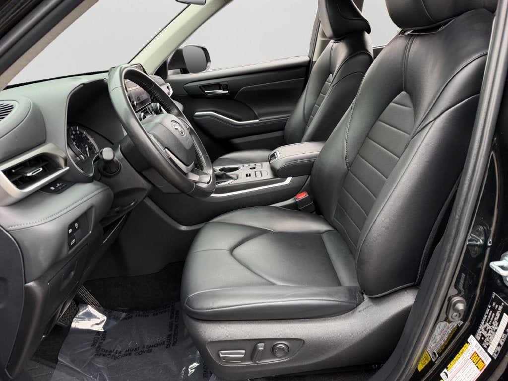 2024 Toyota Highlander XLE