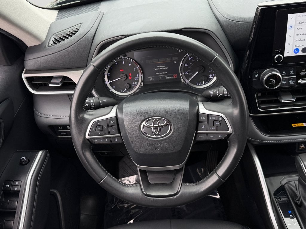 2024 Toyota Highlander XLE