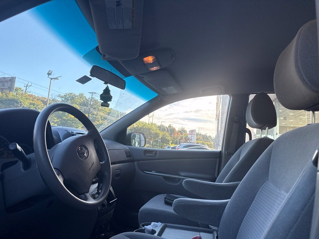 2010 Toyota Sienna CE