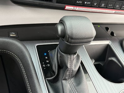 2026 Toyota Sienna LE 8 Passenger