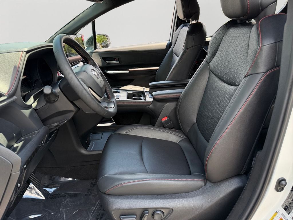 2026 Toyota Sienna XSE 7 Passenger