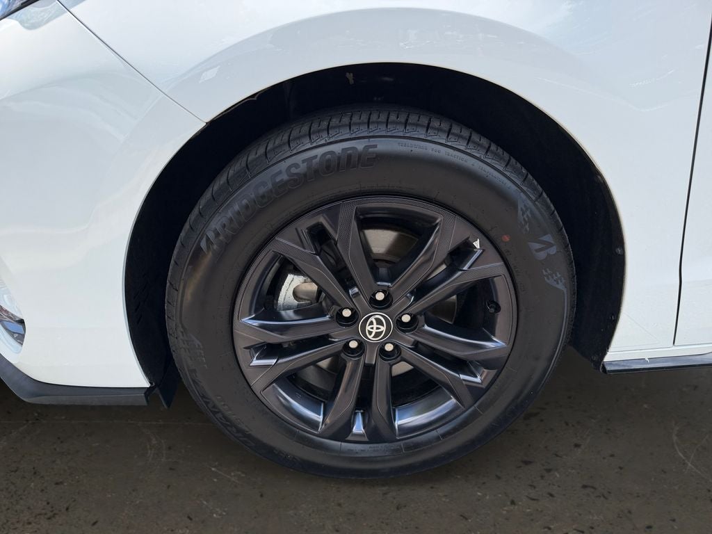 2026 Toyota Sienna XSE 7 Passenger