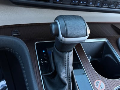 2024 Toyota Sienna XLE 8 Passenger